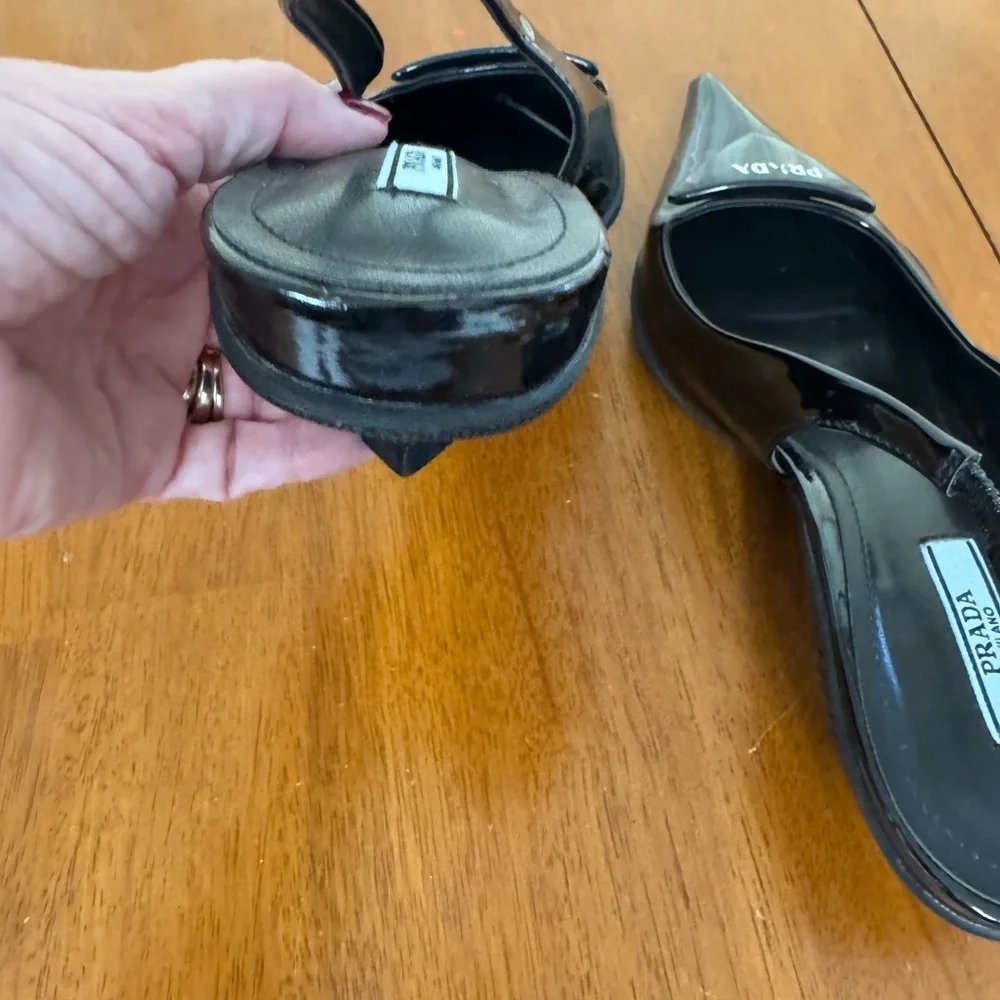 Prada spazzolato triangle logo sling back kitten heel pumps size7 $1200 retail - Picture 5 of 9